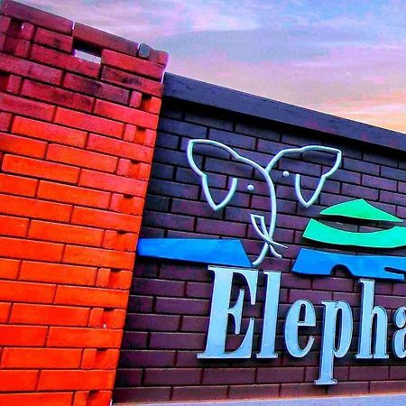 Elephas Resort & Spa Sigiriya Luaran gambar