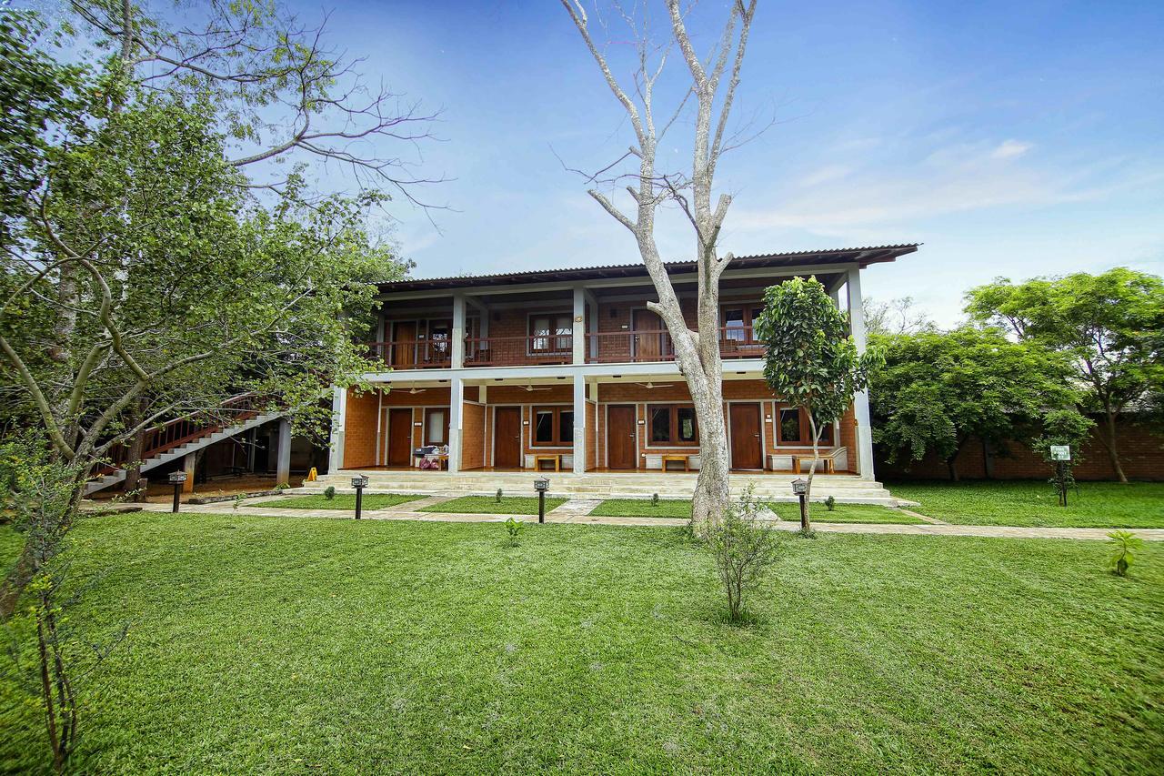 Elephas Resort & Spa Sigiriya Luaran gambar