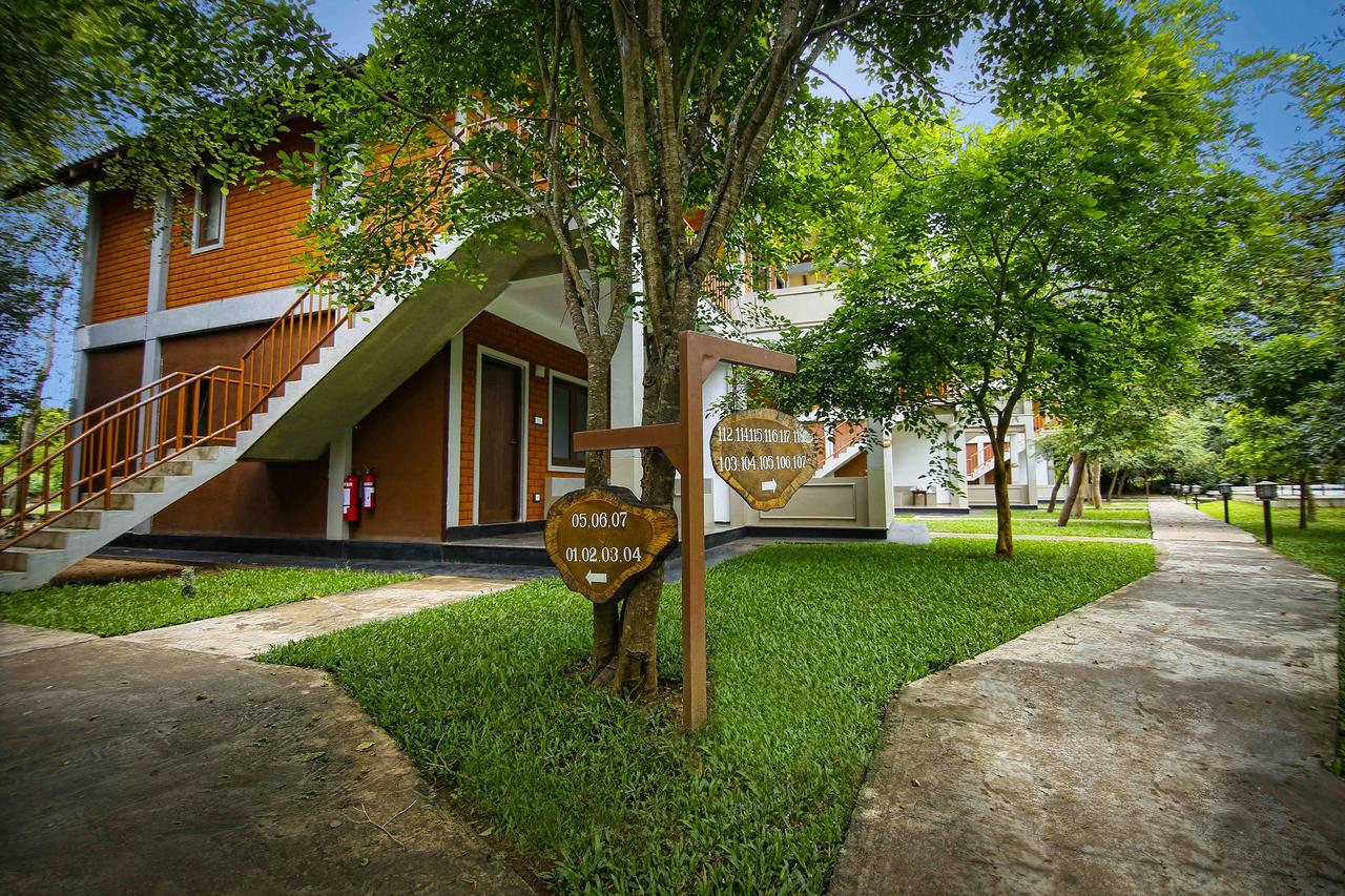 Elephas Resort & Spa Sigiriya Luaran gambar